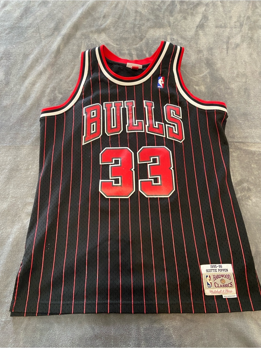 🏀 Mitchell & Ness Chicago Bulls #33 Scottie Pippen jersey